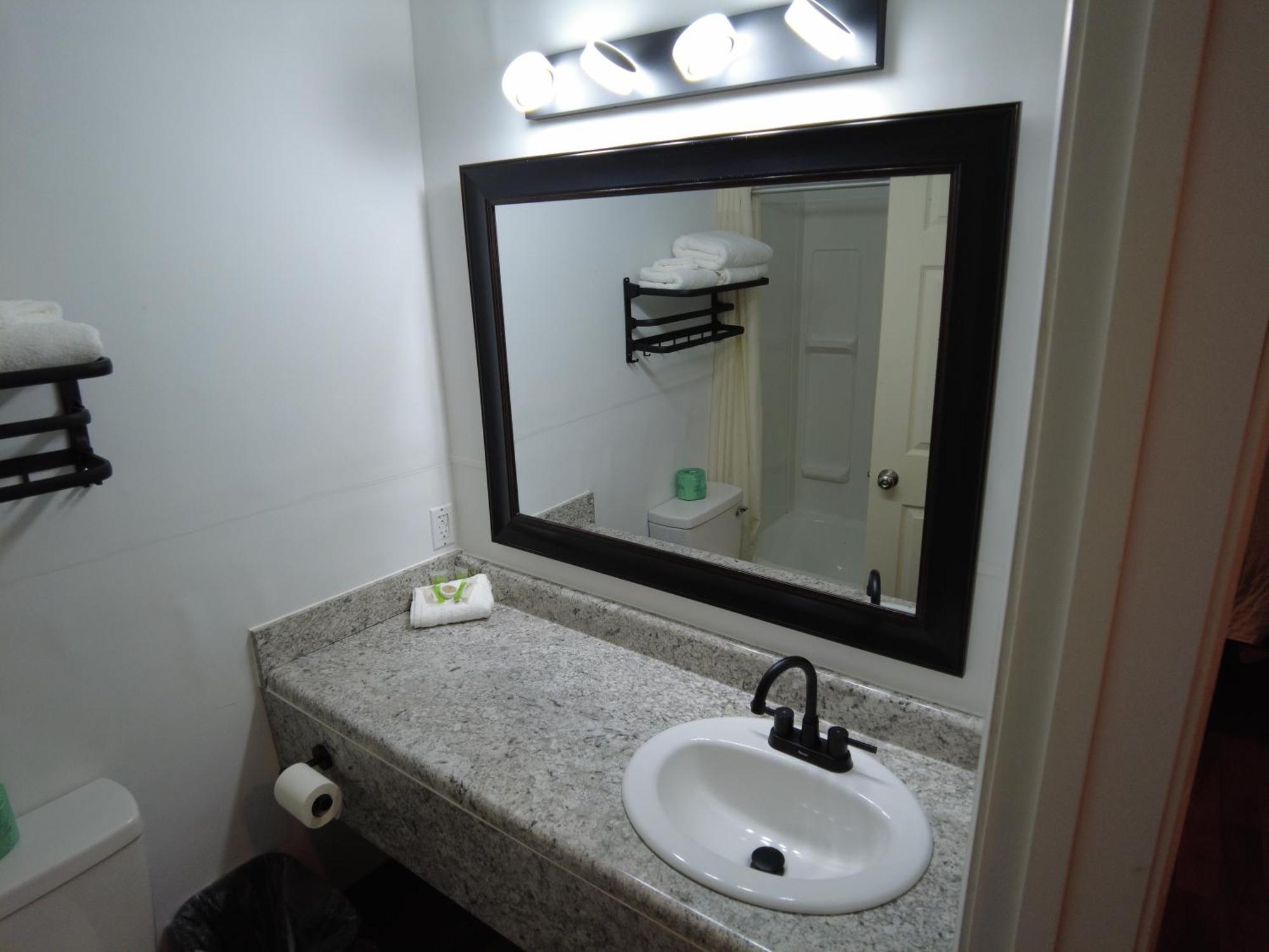 Americourt Hotel And Suites - Elizabethton Kültér fotó